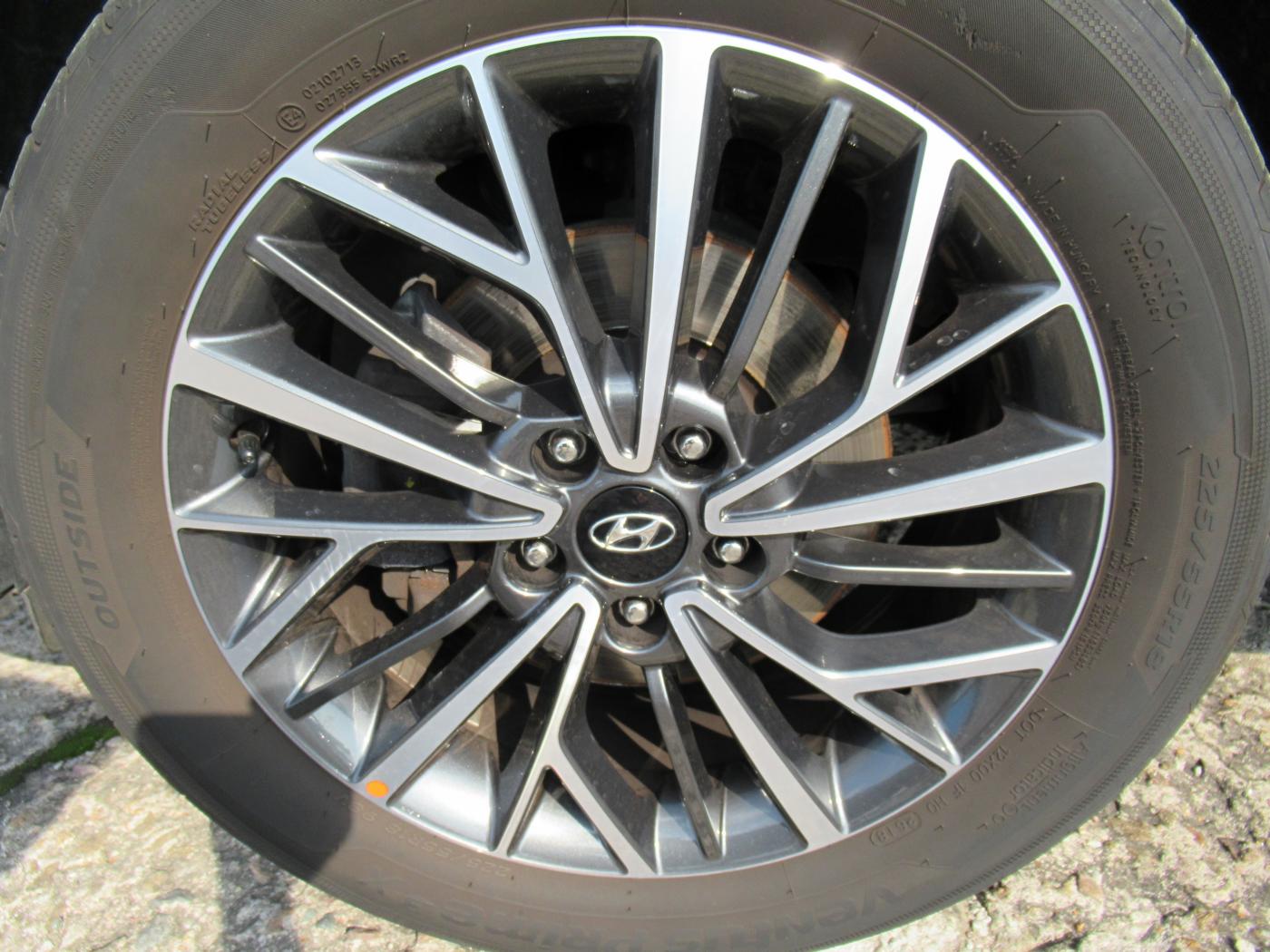 Hyundai Tucson 1,6 GDI Novější model - V záruce !!